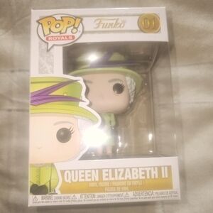 Funko Pop! Royals 01 - Queen Elizabeth II in Green Dress Vinyl Figure